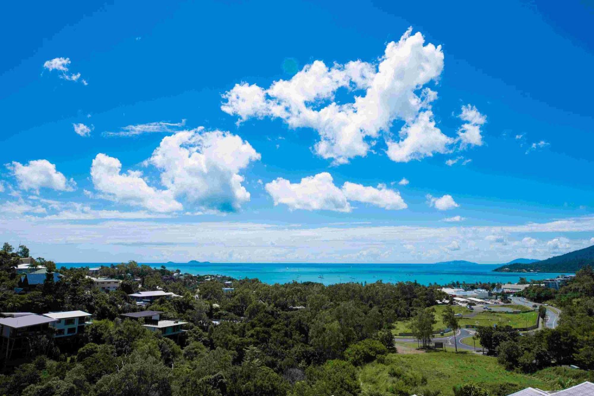 Sea Forever On Azure Seas - Airlie Beach Eksteriør billede
